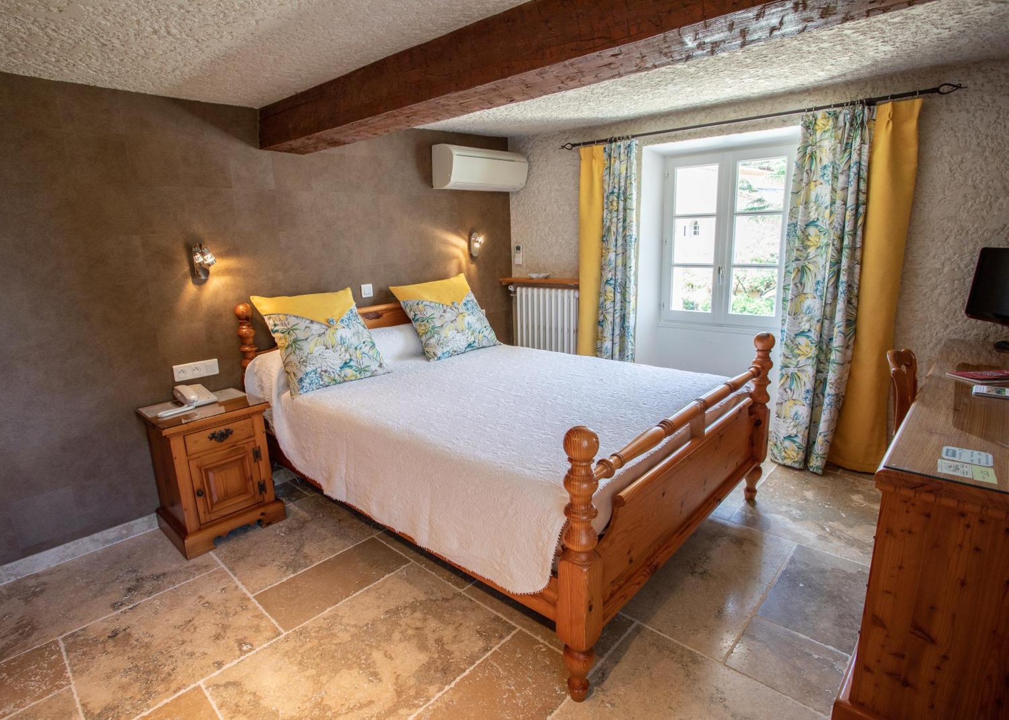 L' Escapade Hotel & Restaurant ル・プラデ エクステリア 写真