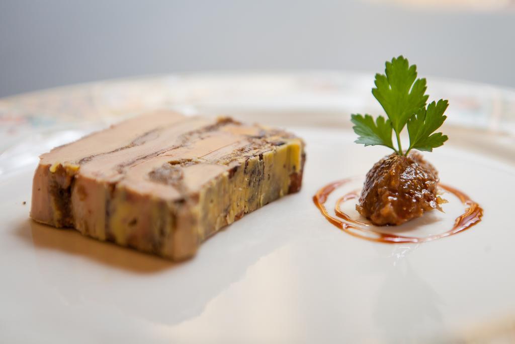 L' Escapade Hotel & Restaurant ル・プラデ エクステリア 写真