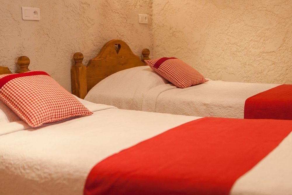 L' Escapade Hotel & Restaurant ル・プラデ エクステリア 写真