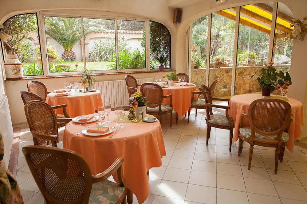 L' Escapade Hotel & Restaurant ル・プラデ エクステリア 写真